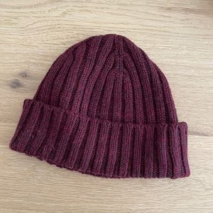 Uniqlo heat tech beanie